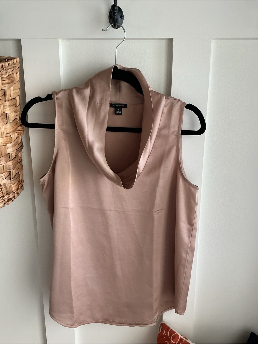 Ann Taylor Sleeveless Cowl Neck Camisole in Dusty Rose Blush